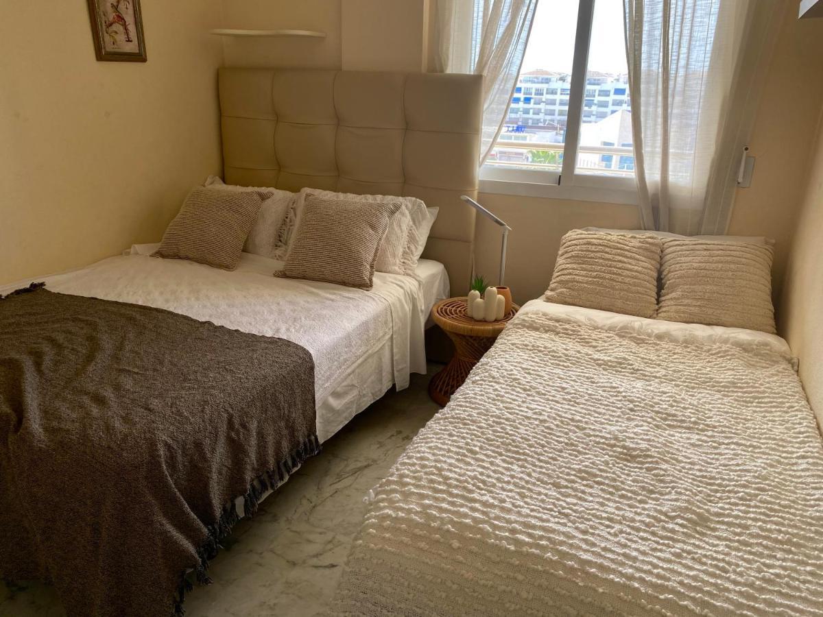 Exclusive Puerto Banus Beach Apartment Free Parking Wifi & Swimming Pool Marbella Eksteriør billede