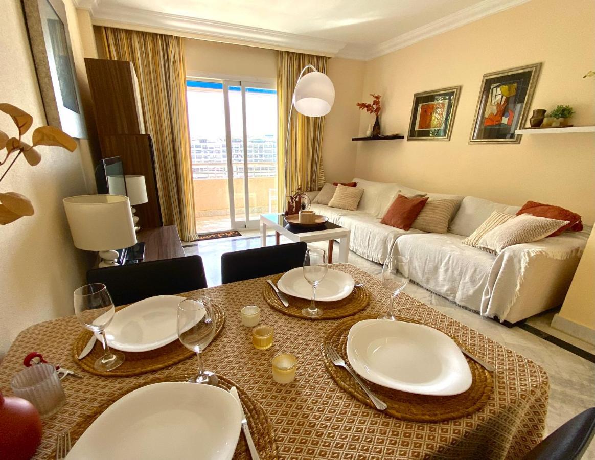 Exclusive Puerto Banus Beach Apartment Free Parking Wifi & Swimming Pool Marbella Eksteriør billede